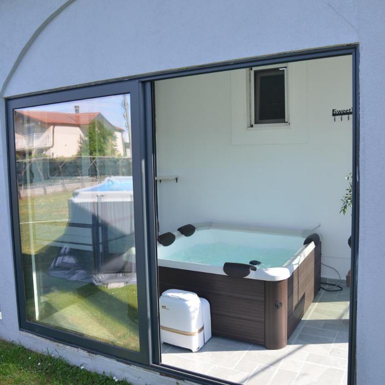 Villa PeSa with Private Pool, Jacuzzi & Sports Garden - Vila sa 2 Spavaće Sobe - 9