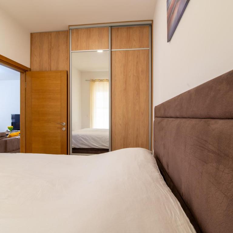 Budva Apartment with parking - Two-Bedroom Apartment - 9