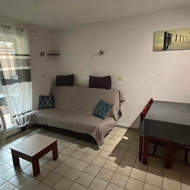 Logement cosy proche des thermes - Appartement 1 Chambre - 4