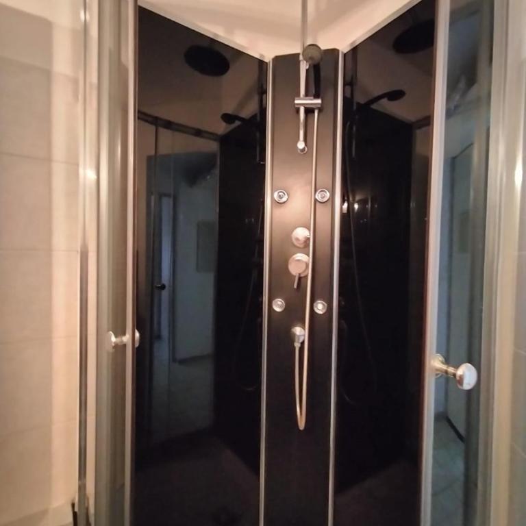 Logement cosy proche des thermes - Appartement 1 Chambre - 8