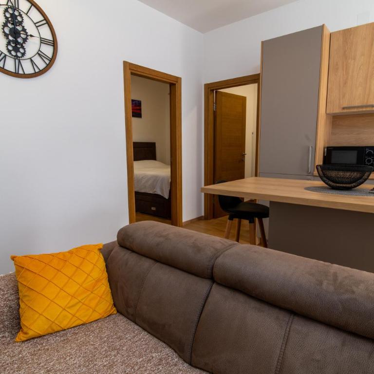 Budva Apartment with parking - Two-Bedroom Apartment - 3