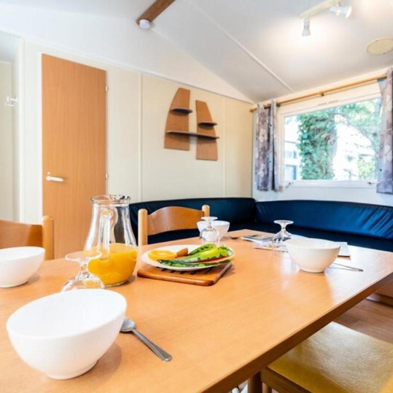 Camping Le Bois Soleil - Mobil home 3 pièces 4 personnes + TV MAE-4364 - Mobile Home - 29
