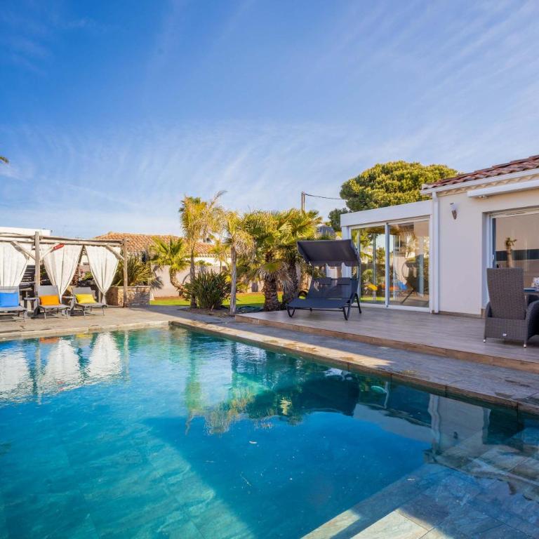 Villa Anja Agde Heated Pool & Jacuzzi Family Villa - Villa - 1