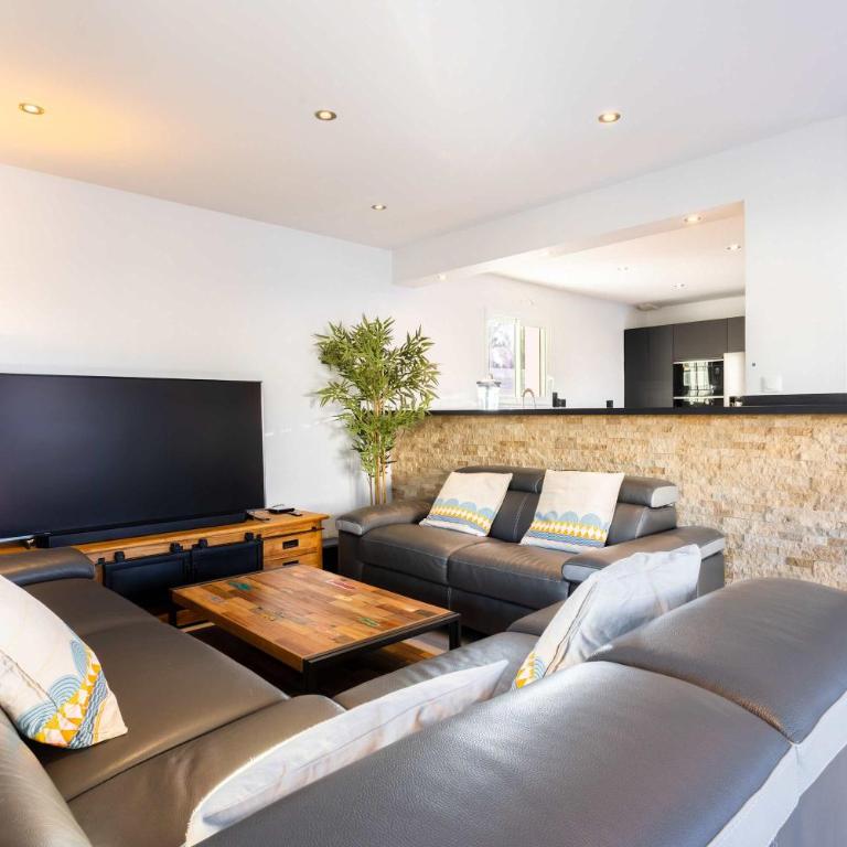 Villa Anja Agde Heated Pool & Jacuzzi Family Villa - Villa - 10