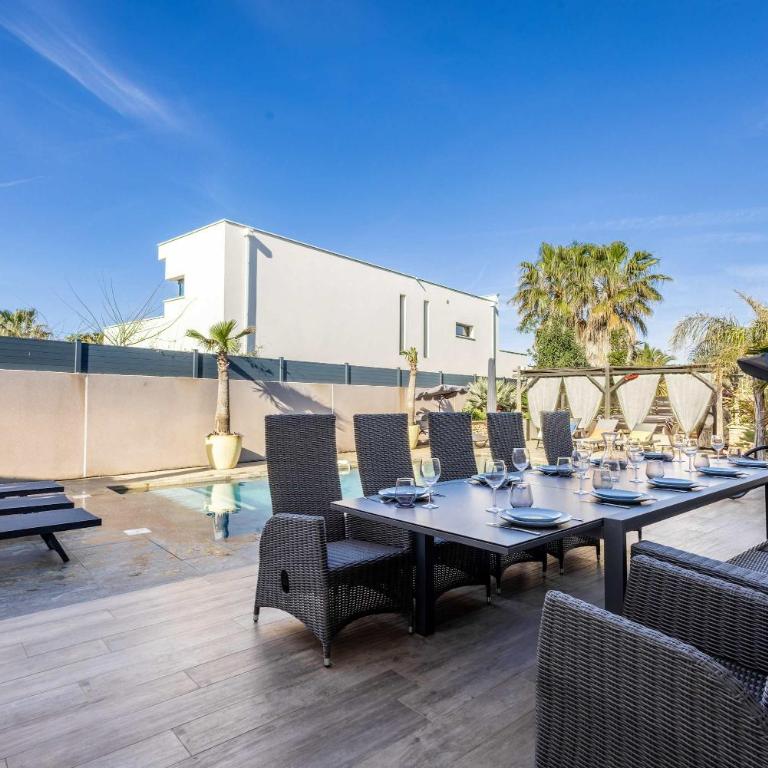 Villa Anja Agde Heated Pool & Jacuzzi Family Villa - Villa - 25