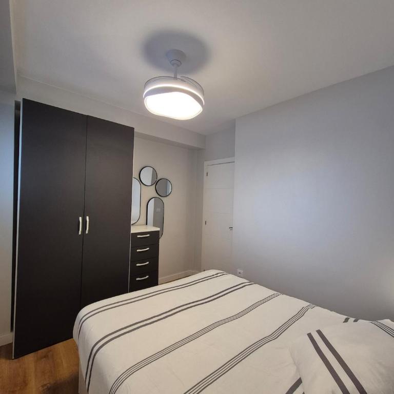 Coqueto Apartment 100m from Levante Beach - Two-Bedroom Apartment - 29