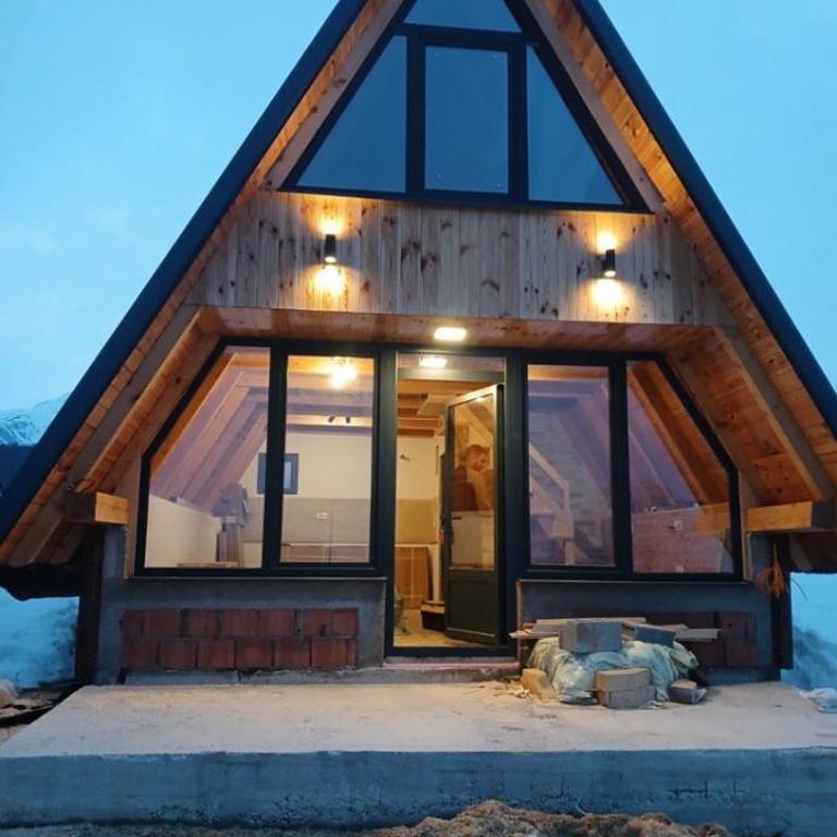 Maple Valley - One-Bedroom House - 1