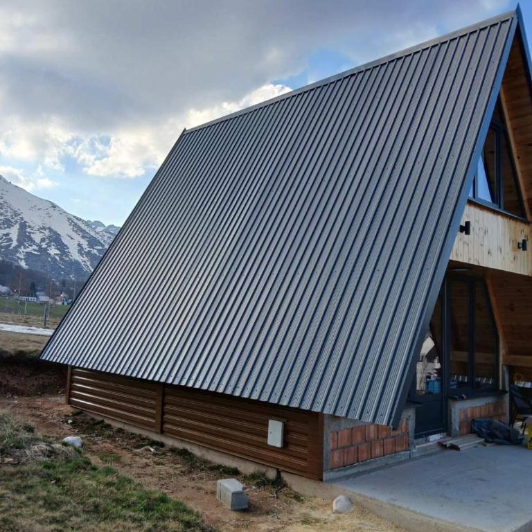 Maple Valley - One-Bedroom House - 5