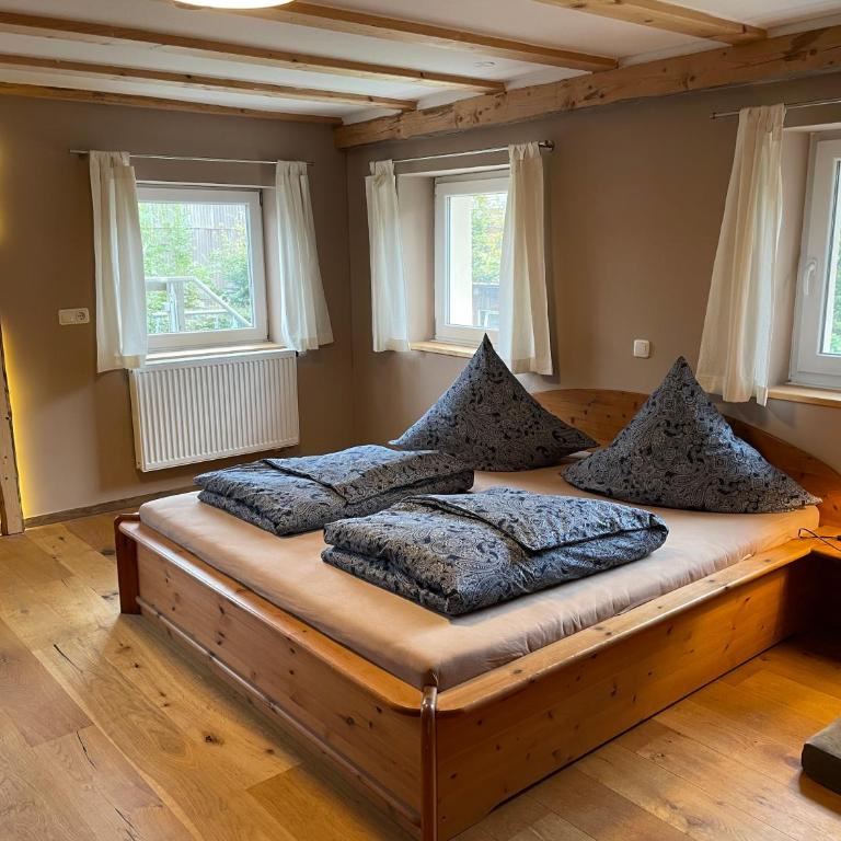 Haus mit Garten und Kamin - Apartment mit 2 Schlafzimmern mit Balkon und Terrasse - 4