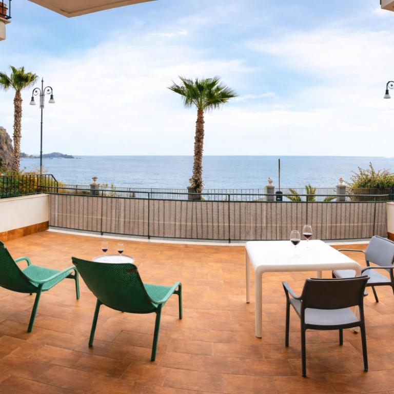 La Terrazza sul Mare Modern Apartment - Two-Bedroom Apartment with Terrace and Sea View - 2