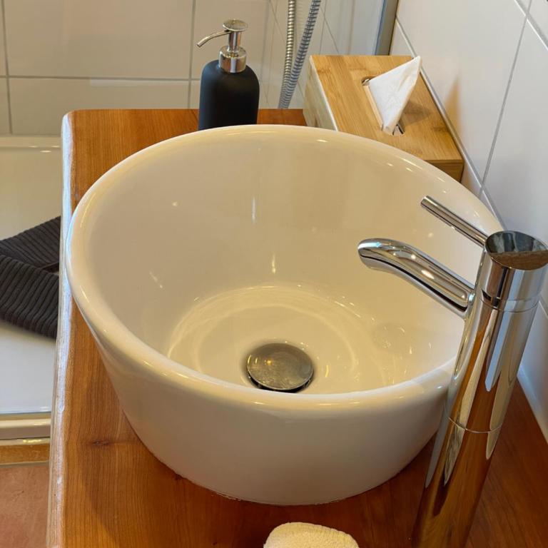 Haus mit Garten und Kamin - Apartment mit 2 Schlafzimmern mit Balkon und Terrasse - 19