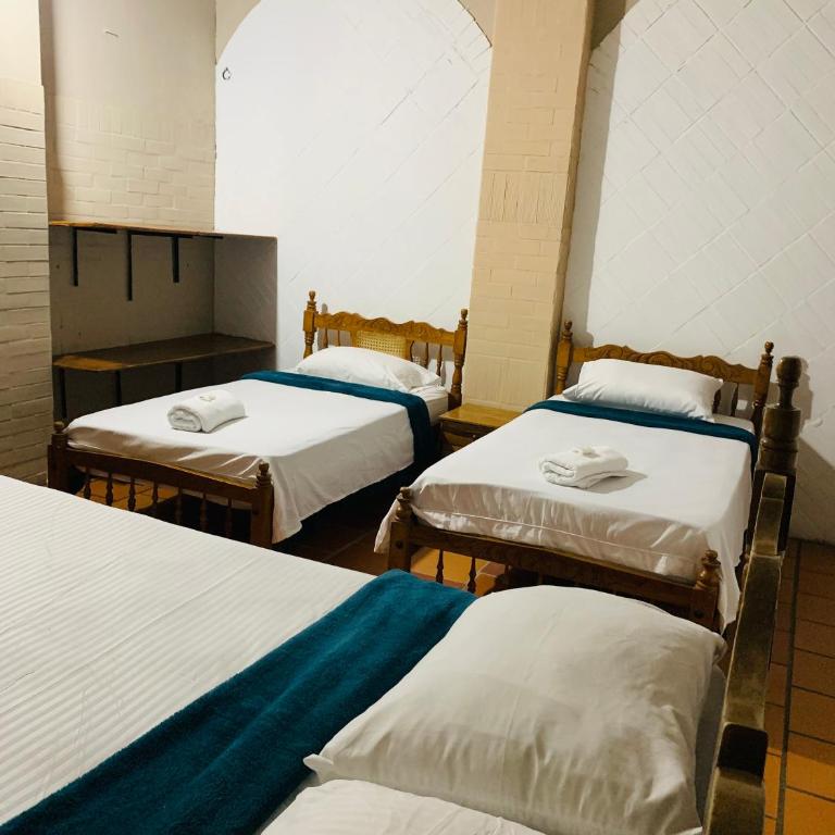 Hotel San Andrés Mompox Ubicados en el Centro Histórico - Habitación Familiar Estándar - 1