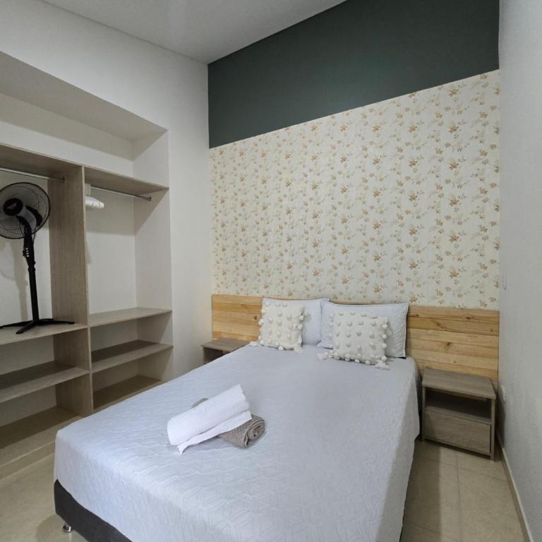Apartamento vacacional con 4 piscinas, jacuzzi y sauna EXCELENTE UBICACIÓN a 5 minutos del Aeropuerto y 20 minutos del Parque del Café - Apartamento - 11