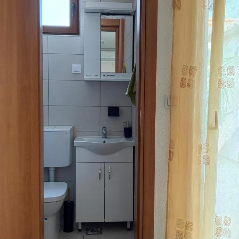 Sofi - Two-Bedroom Apartment with Terrace - 18