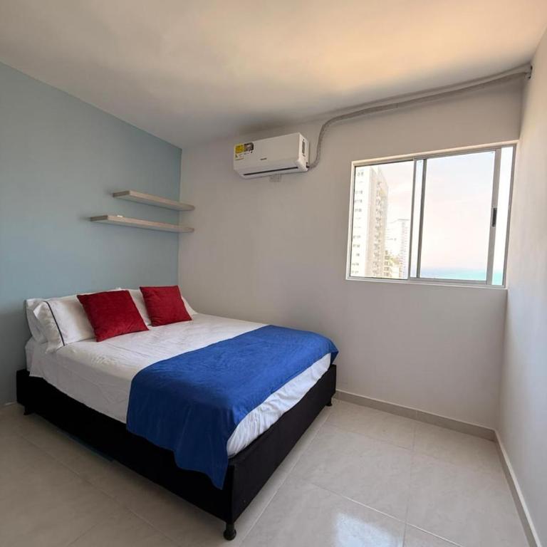 Sunny New Chic Beach 3 bedroom Apartment - Three-Bedroom Apartment - 26