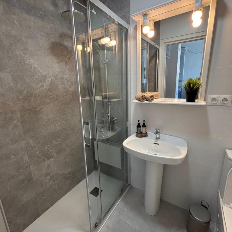 Benalmadena Beachside Sunshine Flat - Apartamento de 1 dormitorio - 14