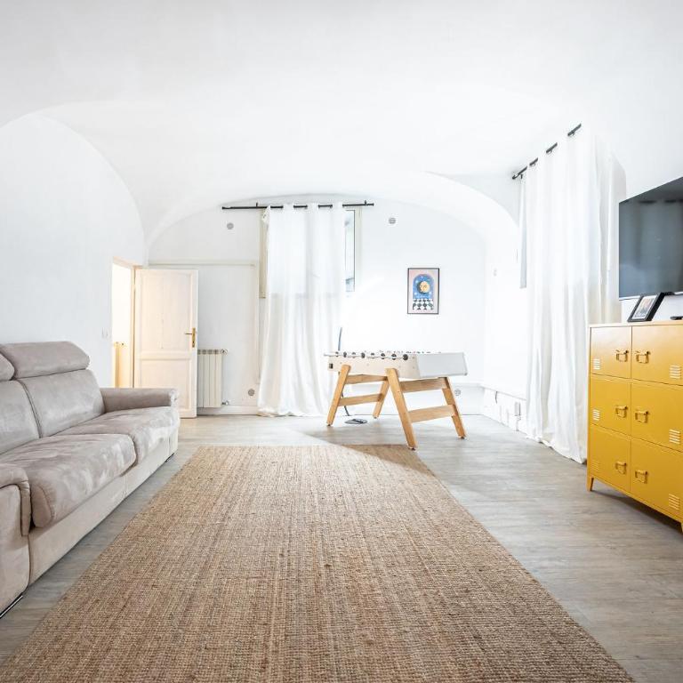 Stunning Loft Near Colosseum and Termini Station WiFi AC - Appartamento con 2 Camere da Letto - 52