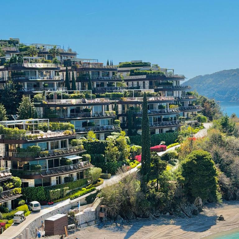Two-bedroom luxury apartment 2 mins to the sea - Apartman sa 2 Spavaće Sobe i Terasom - 1
