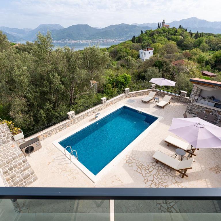 Casa Bellavista - Vila sa Sopstvenim Bazenom - 16