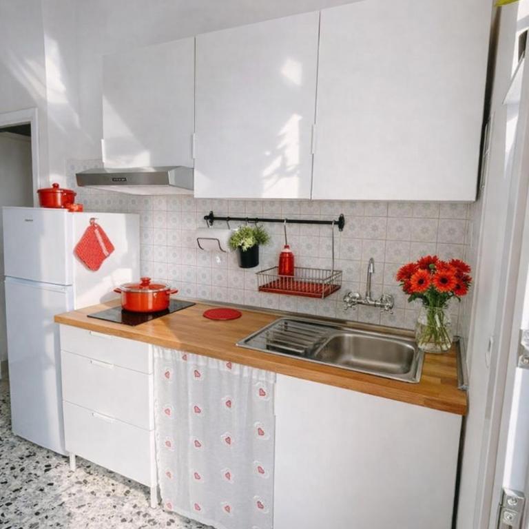 APPARTAMENTO ROSSO - OVER THE RAINBOW APARTMENTS LIDO di JESOLO A 200m dalla Spiaggia Posto Auto Aria Condizionata e Terrazza - Appartamento con 1 Camera da Letto - 12