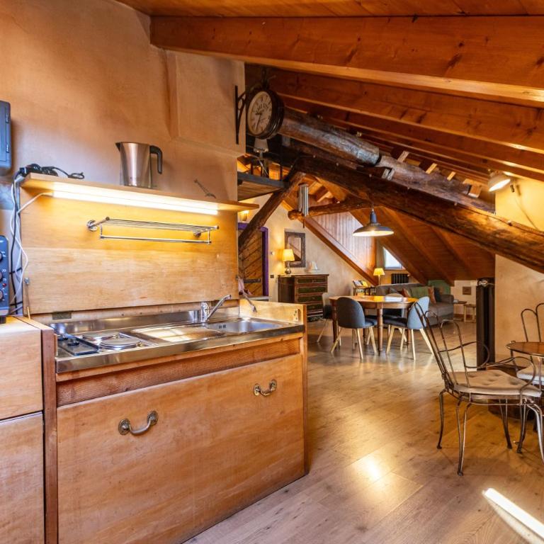 L'Atelier, artistc apartment, AC WiFi, Garage, Arona, By Guestaly - Appartamento con 1 Camera da Letto - 3