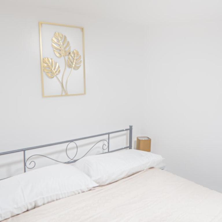 La Ferula - Two-Bedroom Apartment - 11