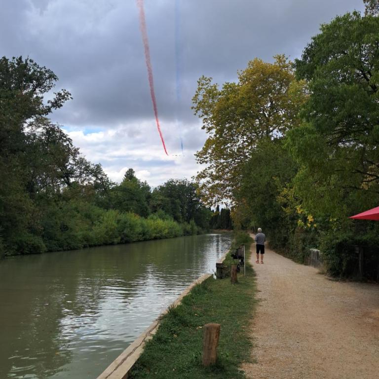 Cabane au bord du Canal du Midi - Tenda - 11