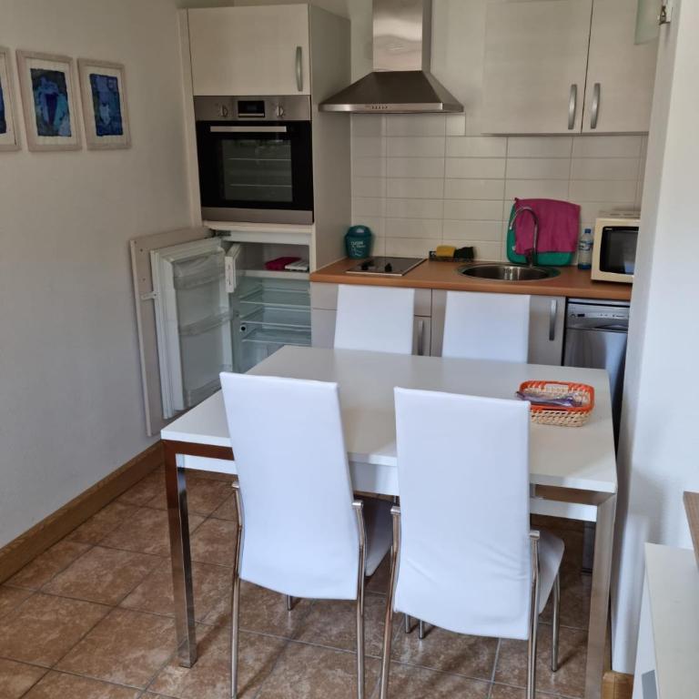 Logement COSY avec parking - One-Bedroom Apartment - 12