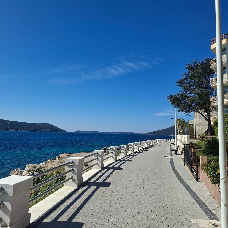 Apartments Lena - Apartment with Terrace Sea View - 19