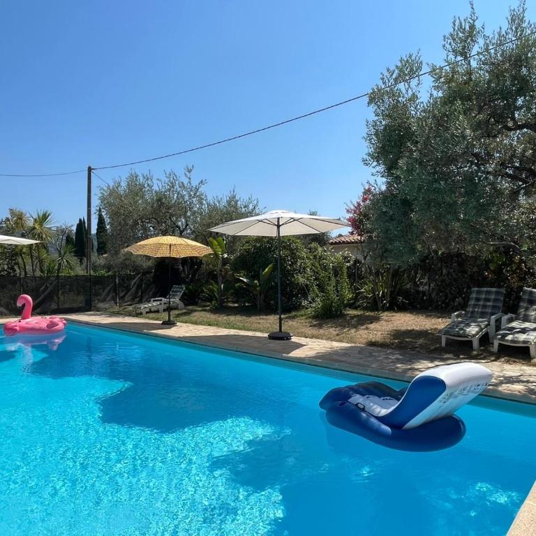 Villa Lou Soulas - Bas de villa avec piscine proche de Nice - Maison 1 Chambre - 3