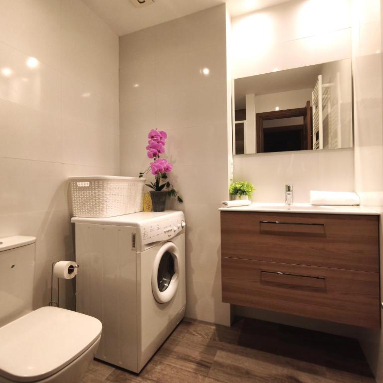 AC Apartaments Incles - Appartamento con 2 Camere da Letto e Terrazza - 8