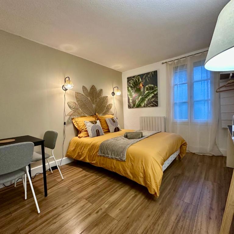 Le Studio des Ducs - One-Bedroom Apartment - 15