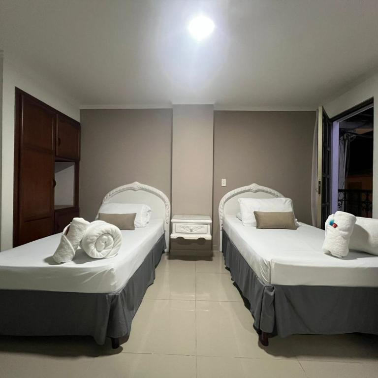 Hotel Suite Santa Rosa - Habitación Doble - 2 camas - 9
