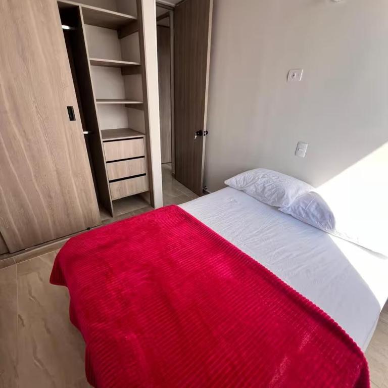 Moderno Apto de 2 Hab con Balcón y Gran Ubicación - Apartamento de 2 dormitorios - 4