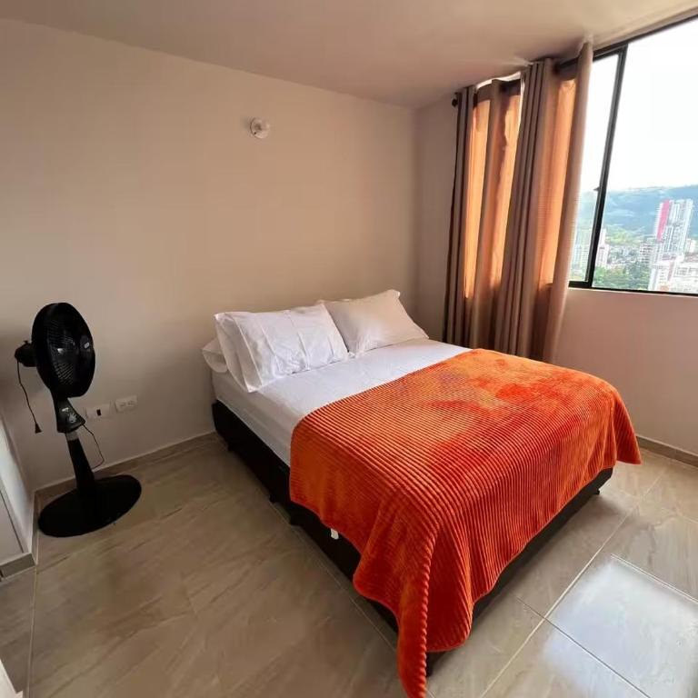 Moderno Apto de 2 Hab con Balcón y Gran Ubicación - Apartamento de 2 dormitorios - 3
