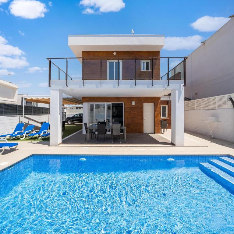 Sunny Villa with Private Pool - Four-Bedroom Villa - 1