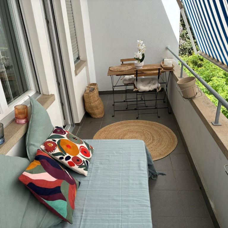 Quiet Champel-Terrasse getaway, 2 minutes from CEVA - Appartement 1 Chambre - 11