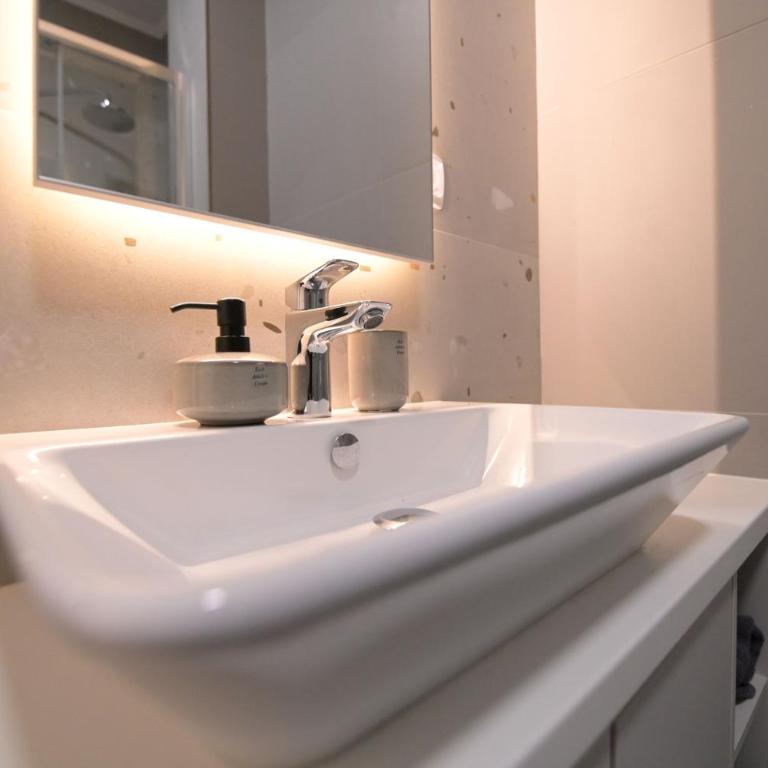 Azzurro Apartment III - Obiteljski apartman sa dvije spavaće sobe s pogledom - 4