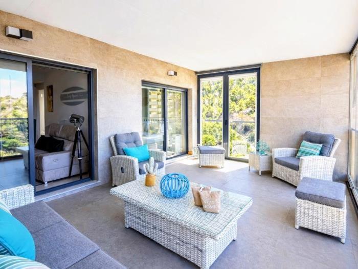 Apartamento premium con garaje y gran terraza - Two-Bedroom Apartment - 60