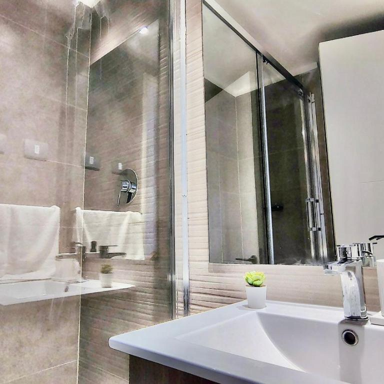 Beautiful and modern in front of Plaza Egaña - Apartment - 12