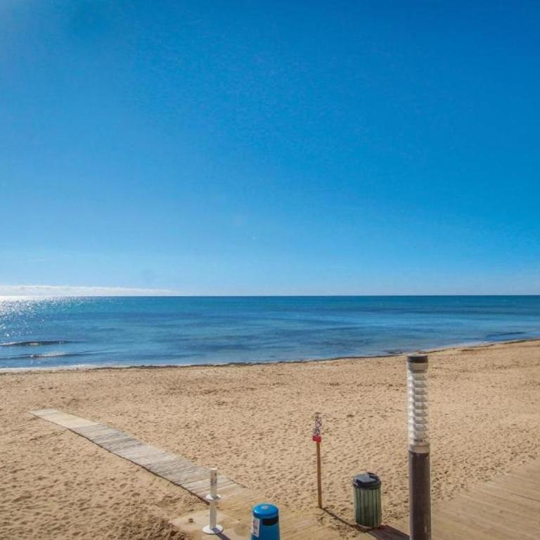 bonito apartamento en Torrevieja - Apartamento de 2 dormitorios - 24