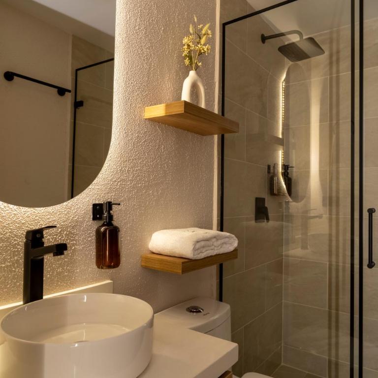 Bruma Verde Casa Hotel - Habitación Doble con baño privado - 5