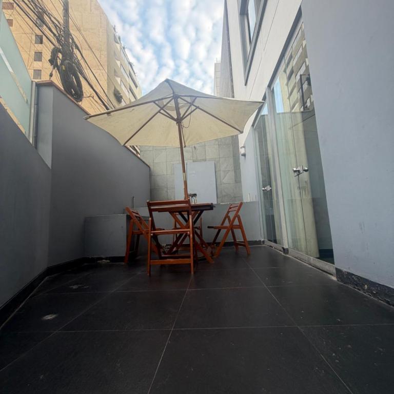 Miraflores Alcanfores - Three-Bedroom Apartment - 13