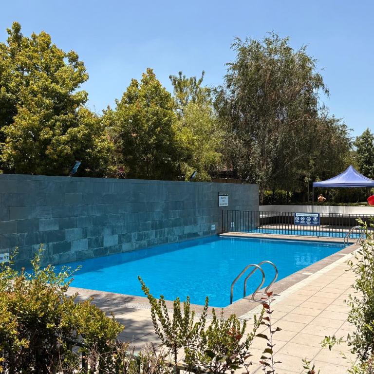 Departamento estudio en Macul hasta 3personas, a pasos del metro incluye estacionamiento - Studio Apartment - 24