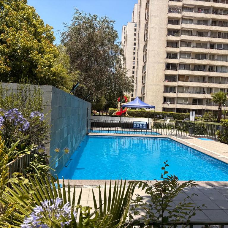 Departamento estudio en Macul hasta 3personas, a pasos del metro incluye estacionamiento - Studio Apartment - 25