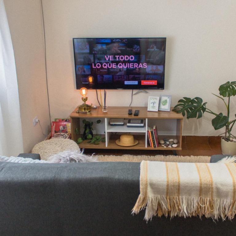 Aloha Teo - Departamento por Día en Trelew, espacioso y cerca de todo! - Apartamento de 2 dormitorios - 35