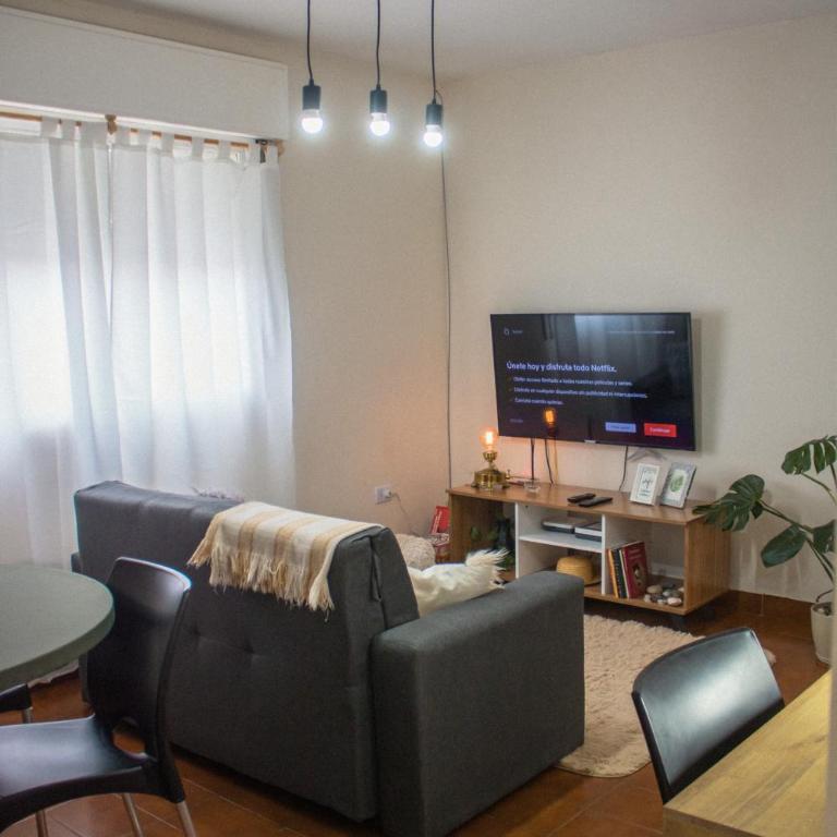 Aloha Teo - Departamento por Día en Trelew, espacioso y cerca de todo! - Apartamento de 2 dormitorios - 40
