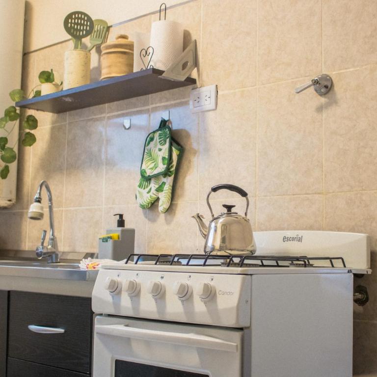 Aloha Teo - Departamento por Día en Trelew, espacioso y cerca de todo! - Apartamento de 2 dormitorios - 64