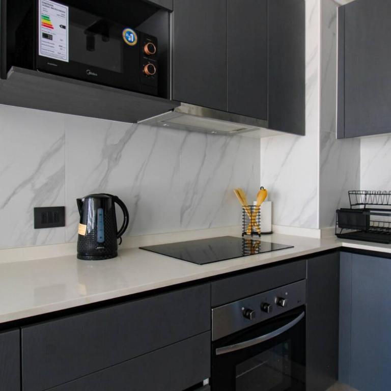 Amplio Depto. 2D | Vista Abierta, Wifi y GYM - Apartment - 8