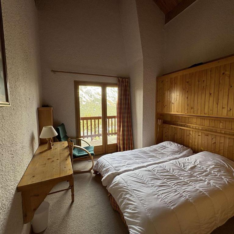 Appartement spacieux avec parking - 6 pers. - FR-1-180-674 - Apartment - 8